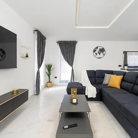 Orbanic By Istrialux Villa *